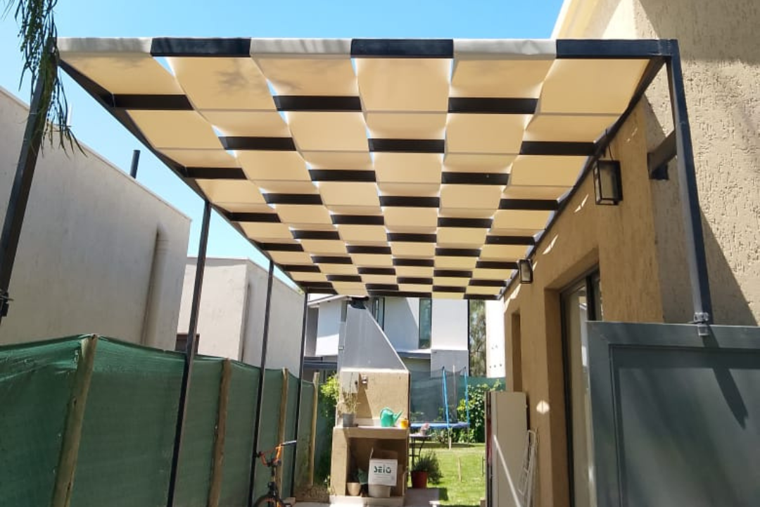 Toldodelonaentrelazada5